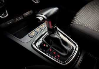 Подержанный автомобиль Kia Rio Sedan 2018 года (27 фото)