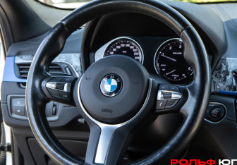 Подержанный автомобиль BMW X2 2019 года (11 фото)
