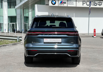 Подержанный автомобиль Geely Monjaro 2023 года (6 фото)