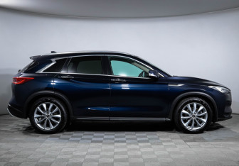 Подержанный автомобиль Infiniti QX50 2018 года (4 фото)