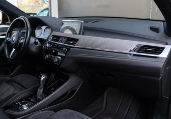 Подержанный автомобиль BMW X2 2017 года (7 фото)