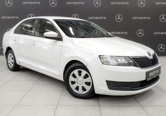Подержанный автомобиль Skoda Rapid Liftback 2019 года (3 фото)