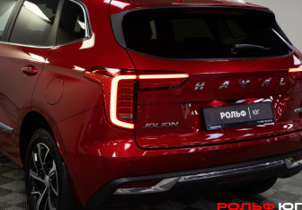 Подержанный автомобиль Haval Jolion 2023 года (24 фото)