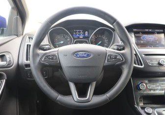 Подержанный автомобиль Ford Focus Wagon 2016 года (14 фото)