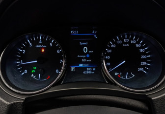 Подержанный автомобиль Nissan X-Trail 2022 года (20 фото)