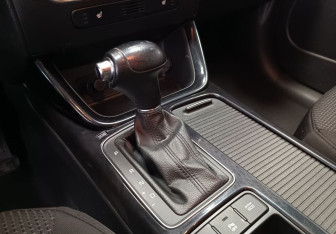 Подержанный автомобиль Kia Sorento 2017 года (13 фото)