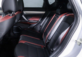 Подержанный автомобиль Geely Coolray 2021 года (23 фото)