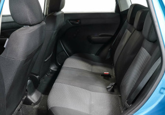 Подержанный автомобиль Suzuki Vitara 2016 года (13 фото)