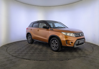 Подержанный автомобиль Suzuki Vitara 2017 года (3 фото)
