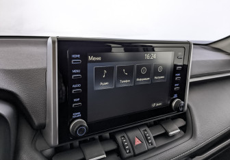 Подержанный автомобиль Toyota RAV4 2020 года (26 фото)