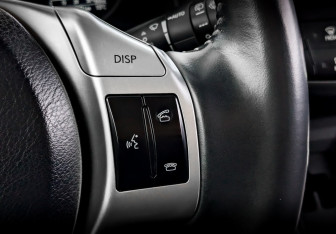 Подержанный автомобиль Lexus CT 2013 года (27 фото)