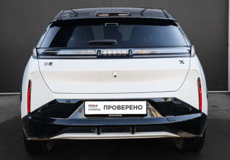 Подержанный автомобиль Zeekr X 2023 года (5 фото)