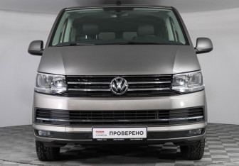 Подержанный автомобиль Volkswagen Caravelle 2018 года (2 фото)