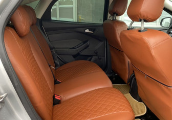Подержанный автомобиль Ford Focus Sedan 2012 года (19 фото)
