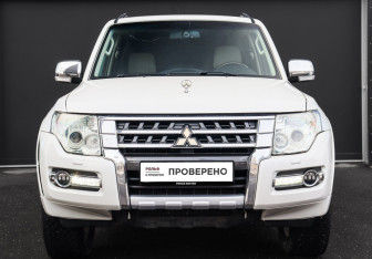 Подержанный автомобиль Mitsubishi Pajero 2019 года (2 фото)