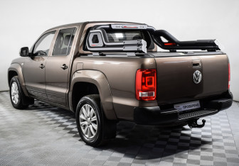 Подержанный автомобиль Volkswagen Amarok 2013 года (7 фото)