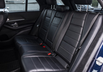 Подержанный автомобиль Mercedes-Benz GLE 2021 года (16 фото)