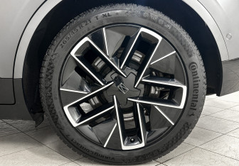 Подержанный автомобиль Avatr 11 2023 года (6 фото)