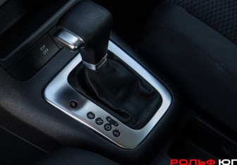 Подержанный автомобиль Volkswagen Golf Plus 2010 года (15 фото)