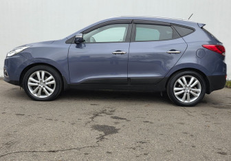 Подержанный автомобиль Hyundai ix35 2012 года (8 фото)