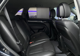 Подержанный автомобиль Kia Sorento 2019 года (25 фото)