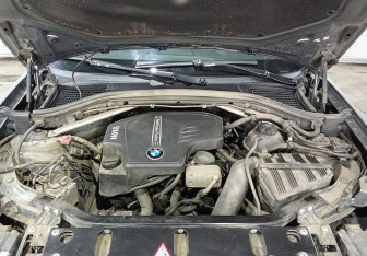 Подержанный автомобиль BMW X3 2013 года (17 фото)