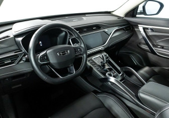 Подержанный автомобиль Geely Atlas Pro 2023 года (9 фото)