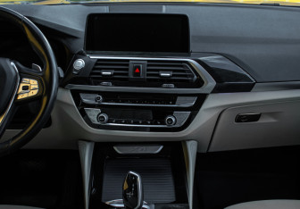 Подержанный автомобиль BMW X4 2019 года (11 фото)
