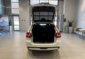 Подержанный автомобиль LADA (ВАЗ) Granta Liftback 2025 года (9 фото)