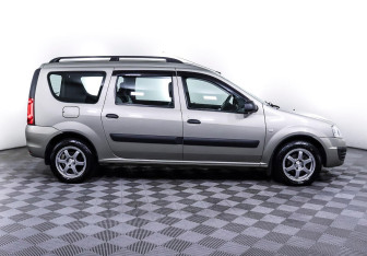 Подержанный автомобиль LADA (ВАЗ) Largus Wagon 2016 года (4 фото)