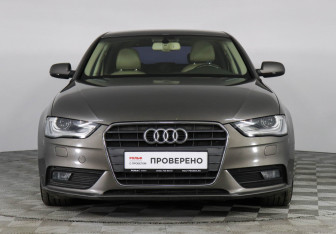 Подержанный автомобиль Audi A4 Sedan 2015 года (2 фото)