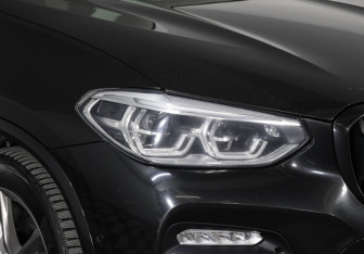 Подержанный автомобиль BMW X3 2018 года (7 фото)