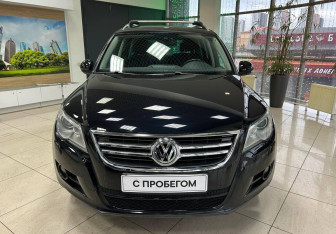 Подержанный автомобиль Volkswagen Tiguan 2010 года (2 фото)