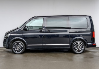 Подержанный автомобиль Volkswagen Multivan 2020 года (8 фото)