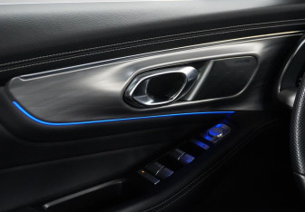 Подержанный автомобиль GAC GS8 2024 года (31 фото)