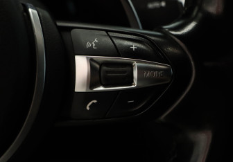 Подержанный автомобиль BMW X6 2019 года (8 фото)