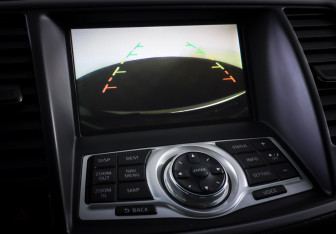 Подержанный автомобиль Nissan Teana 2010 года (16 фото)