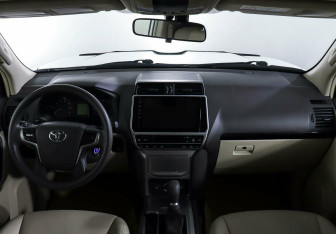 Подержанный автомобиль Toyota Land Cruiser Prado 2021 года (10 фото)