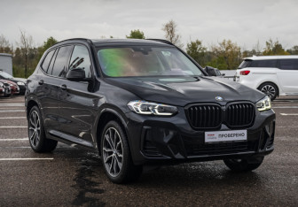 Подержанный автомобиль BMW X3 2021 года (4 фото)