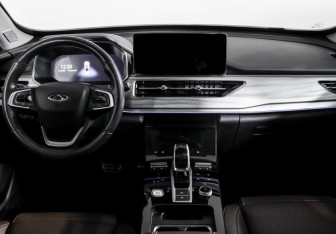 Подержанный автомобиль Chery Tiggo 8 Pro 2022 года (13 фото)