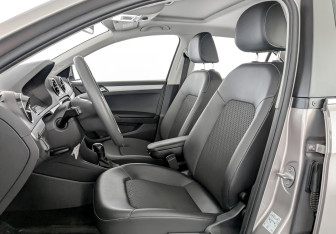 Подержанный автомобиль Jetta VA3 2022 года (20 фото)