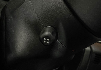 Подержанный автомобиль Jeep Grand Cherokee 2015 года (17 фото)