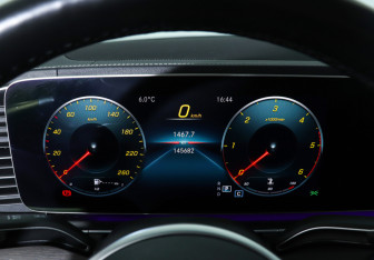 Подержанный автомобиль Mercedes-Benz GLE 2019 года (11 фото)