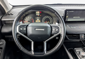 Подержанный автомобиль Haval Jolion 2023 года (21 фото)