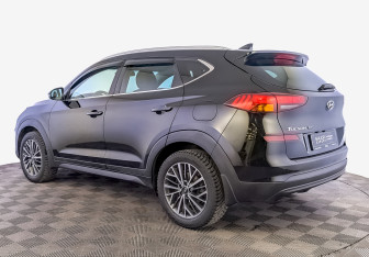 Подержанный автомобиль Hyundai Tucson 2020 года (7 фото)