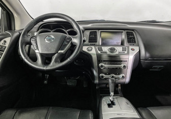 Подержанный автомобиль Nissan Murano Suv 2012 года (12 фото)