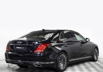 Подержанный автомобиль Genesis G90 2017 года (5 фото)