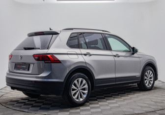 Подержанный автомобиль Volkswagen Tiguan 2020 года (5 фото)