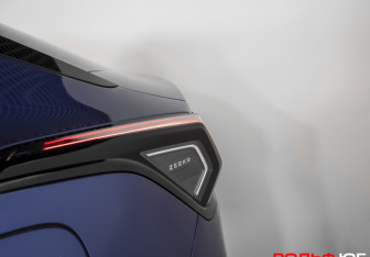 Подержанный автомобиль Zeekr 001 2024 года (25 фото)