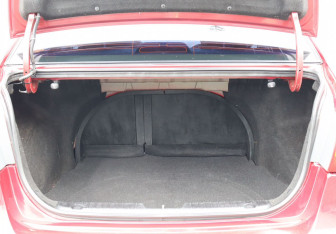 Подержанный автомобиль Hyundai Elantra Sedan 2007 года (20 фото)